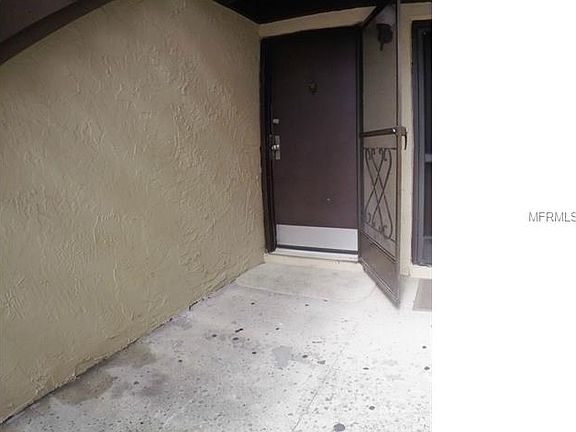 2nd image of 2705 Hidden Lake Blvd Unit A