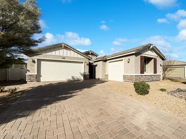 2526 E NOVAK Way, Phoenix, AZ 85042