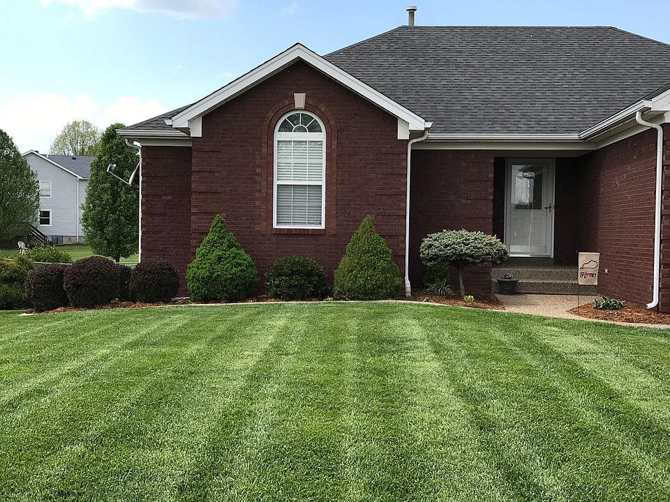 1st image of 165 Birchwood Dr
