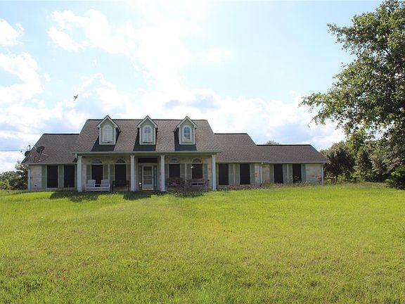 3rd image of 1665 County Road 232