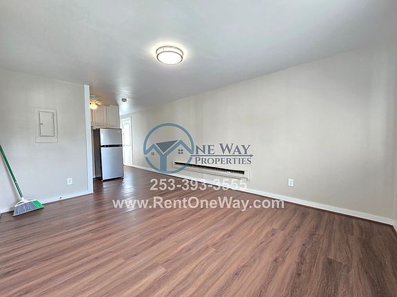 4th image of 800 E Mason Ave