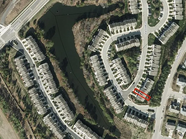 409 Coral Creek Ln — Photo 26