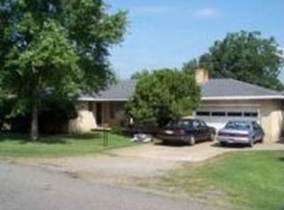 305 E Date St, Russellville, AR 72802