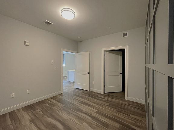 5th image of 25 Lowell St #104