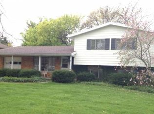 828 Pine St, Perrysburg, OH