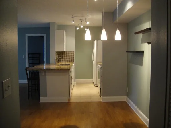 13207 Whispering Palms Pl SW APT 704, Largo, FL 33774