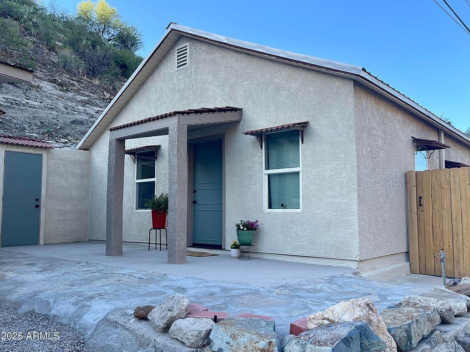 1st image of 199 W SANTEE Street