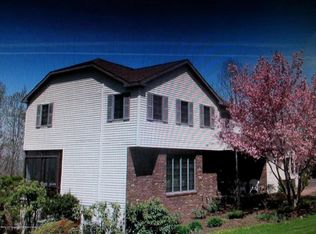 1005 Whippoorwill Dr #L-28, Clarks Summit, PA 18411