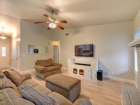 5th image of 1328 Kingswood Dr