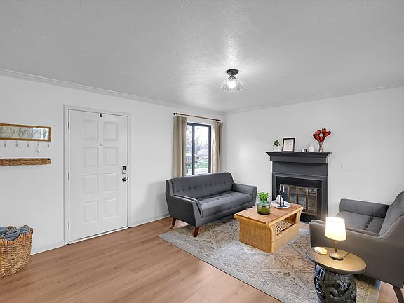 4th image of 1710 Charlestown New Albany Rd APT 43