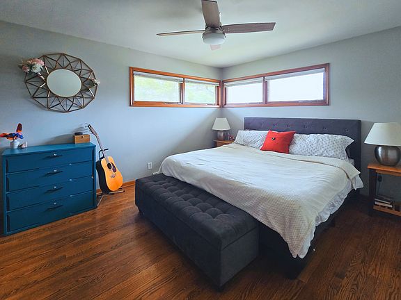3rd image of 2985 Cottonwood Ct