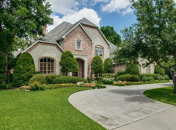 3rd image of 6449 Waggoner Dr