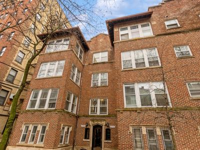 6749 N Lakewood Ave #1, Chicago, IL, 60626