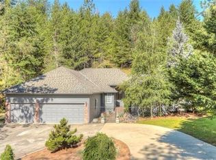 390 Horseshoe Dr, Grants Pass, OR