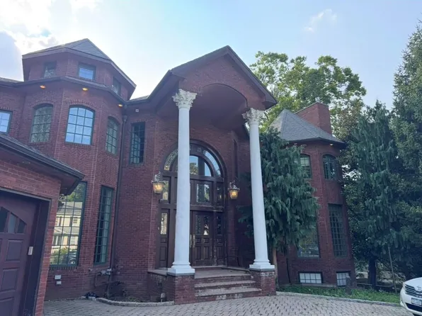 410 Bard Ave, Staten Island, NY 10310