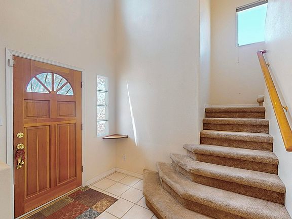 3rd image of 6216 Chimayo Dr NW