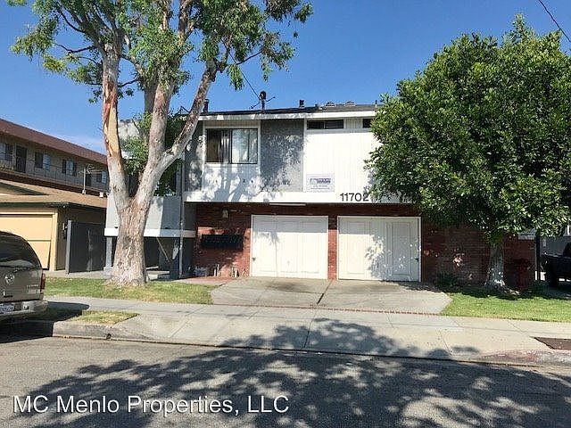 1st image of 11702 Menlo Ave APT 06