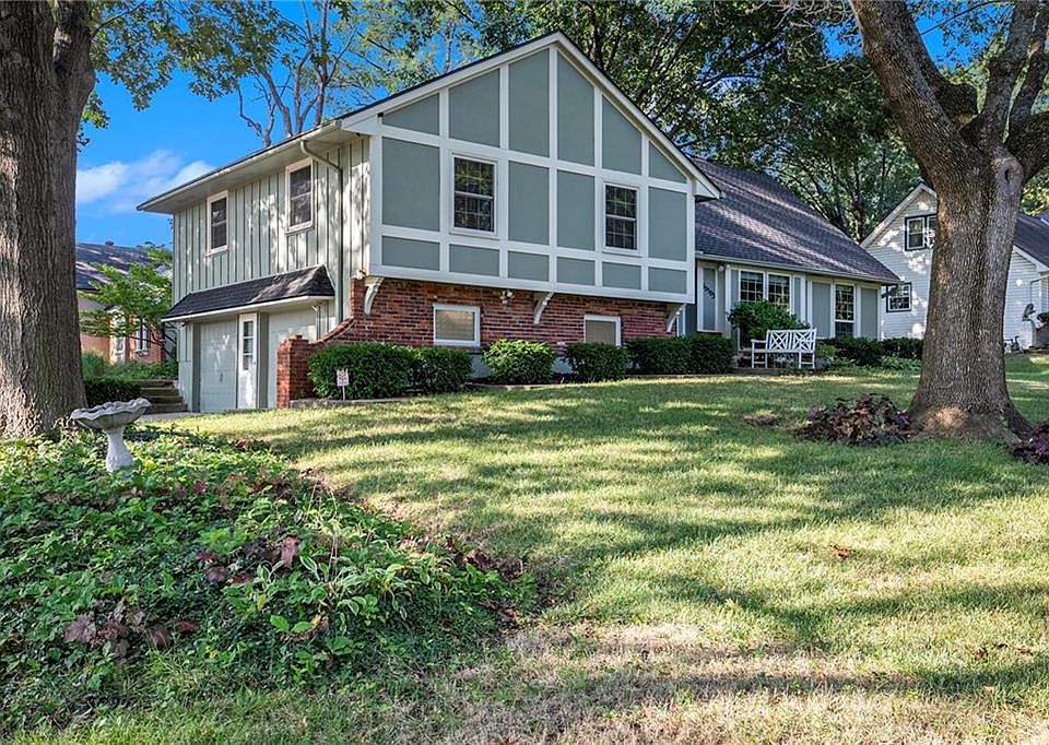 10503 W 97th Ter, Overland Park, KS 66214 | Zillow