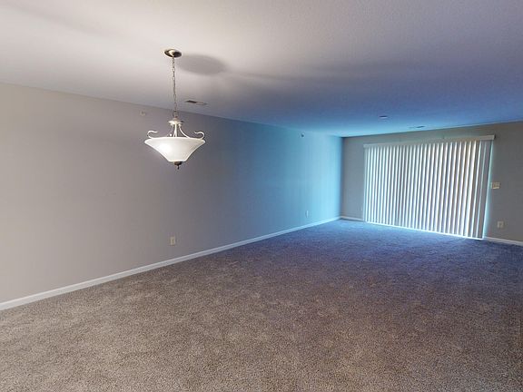 5th image of 2185 Rolling Hills Dr