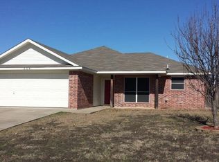308 Cherokee Trl, Alvarado, TX 76009