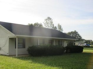 132 Stacy Ln, Pontotoc, MS 38863