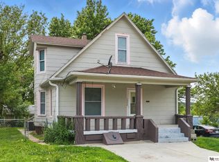 1924 N 34th St, Omaha, NE 68111