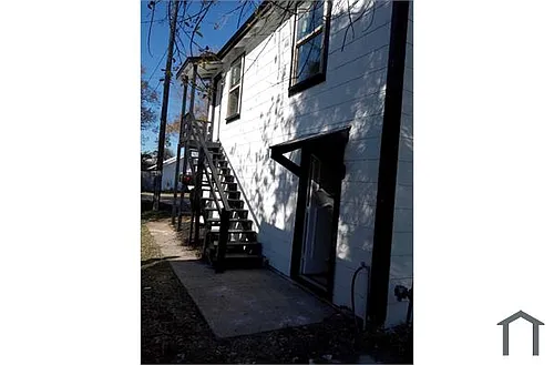 702 Rosedale St Photo 1