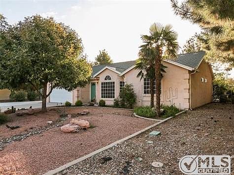 3rd image of 523 W Mariposa Dr