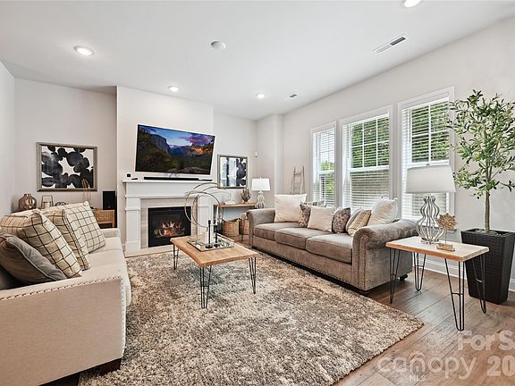 5th image of 10022 Wayfair Meadow Ct