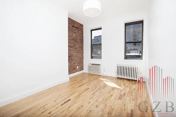 Rented by Avenues Real Estate | media 20