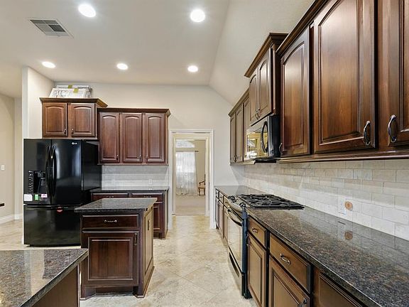 4th image of 2812 Leafwood Lane