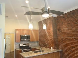 928 N Calvert St APT 1F, Baltimore, MD 21202