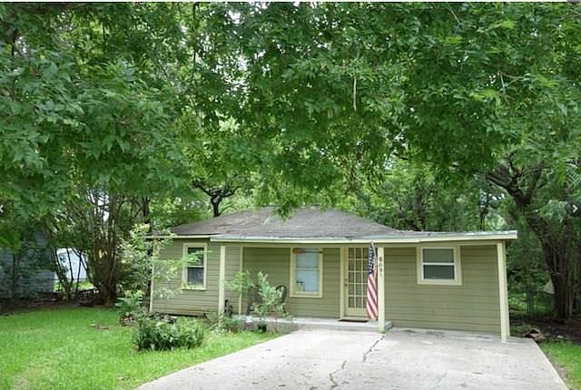 1st image of 609 Coryell St