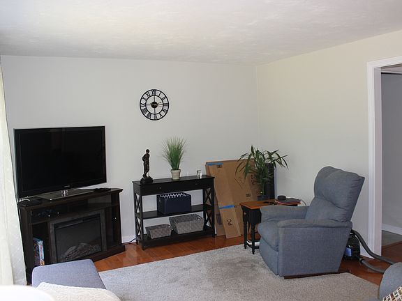 5th image of 21 Bellwood Cir #21