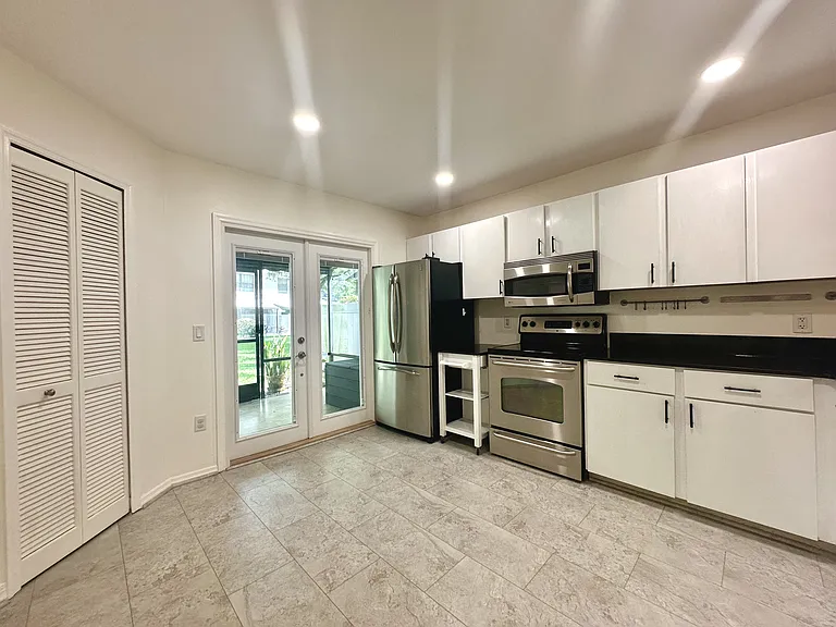 5100 Burchette Rd #2905 — Photo 5