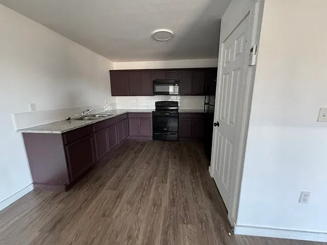 2 bed, 1.0 bath, 800 sqft, $1,000 — Photo 4