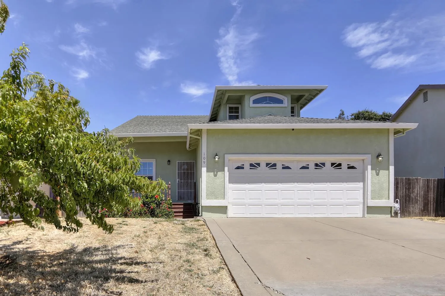 109 Creekside Cir photo 1