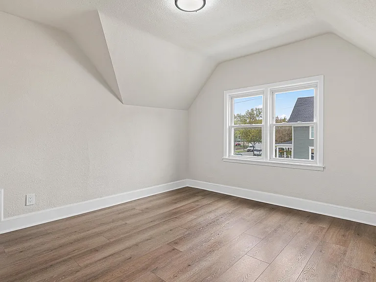 3401 Pillsbury Ave S — Photo 19