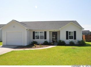 161 Crooked Run Dr, New Bern, NC 28560