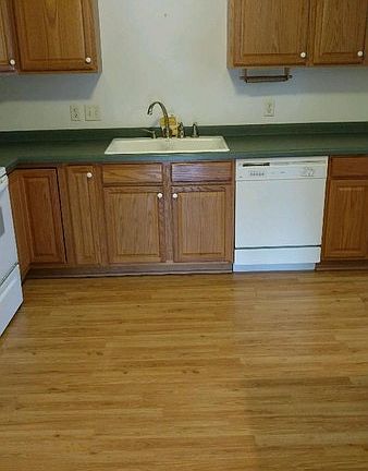 5th image of 1820 Wooden Shoe Ct