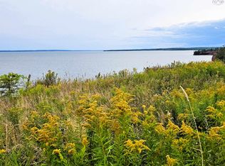 4614 Highway 2, Upper Economy, NS B0M 1J0