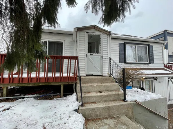 196 Carson Ave, Newburgh, NY 12550