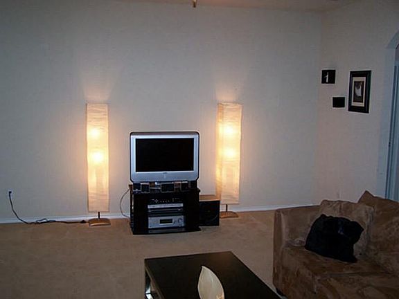 4th image of 213 Cloudcroft Dr