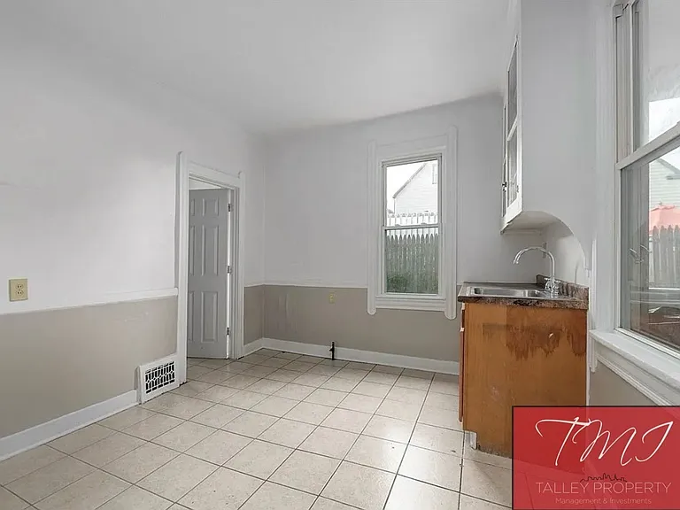 3615 Trent Ave #3 — Photo 6