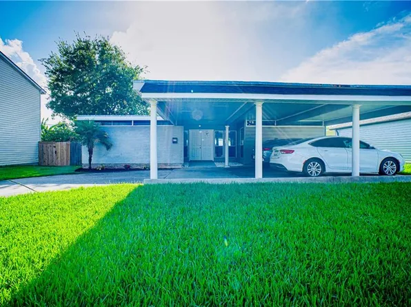 657 E Marlin Ct, Terrytown, LA 70056