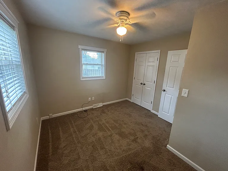 2066 Chestnut St — Photo 12