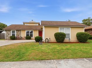 2550 OAKVIEW Drive, Jacksonville, FL 32246