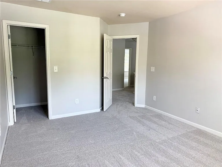 3051 Montauk Hill Dr — Photo 48