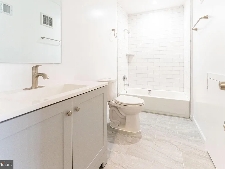 2928 Nelson Pl SE #1 — Photo 3