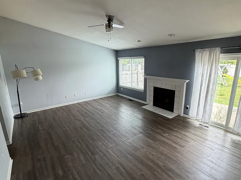 29931 Rosslyn Ave — Photo 7